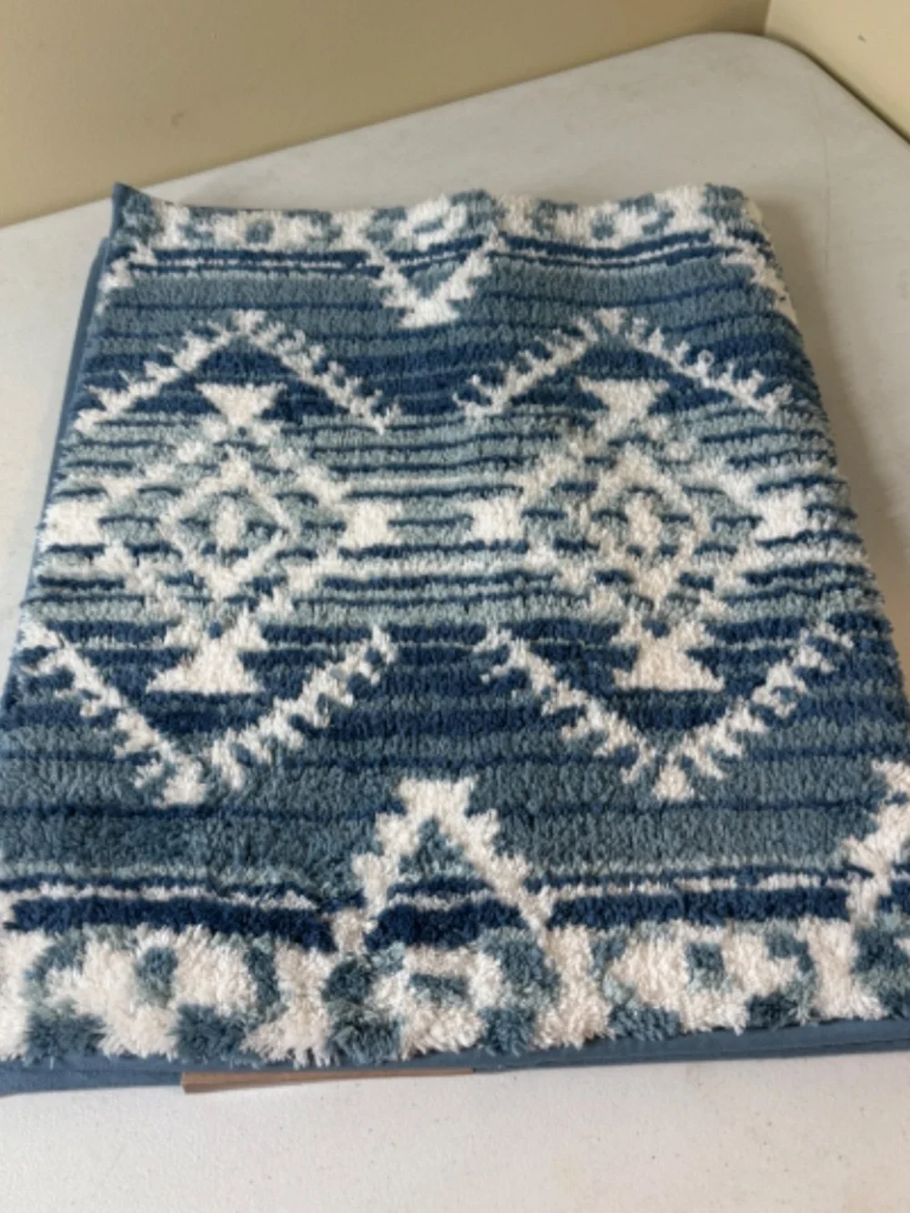 Wrangler Bath Rug Southwestern Geometric Blue White 20x32 New NWT